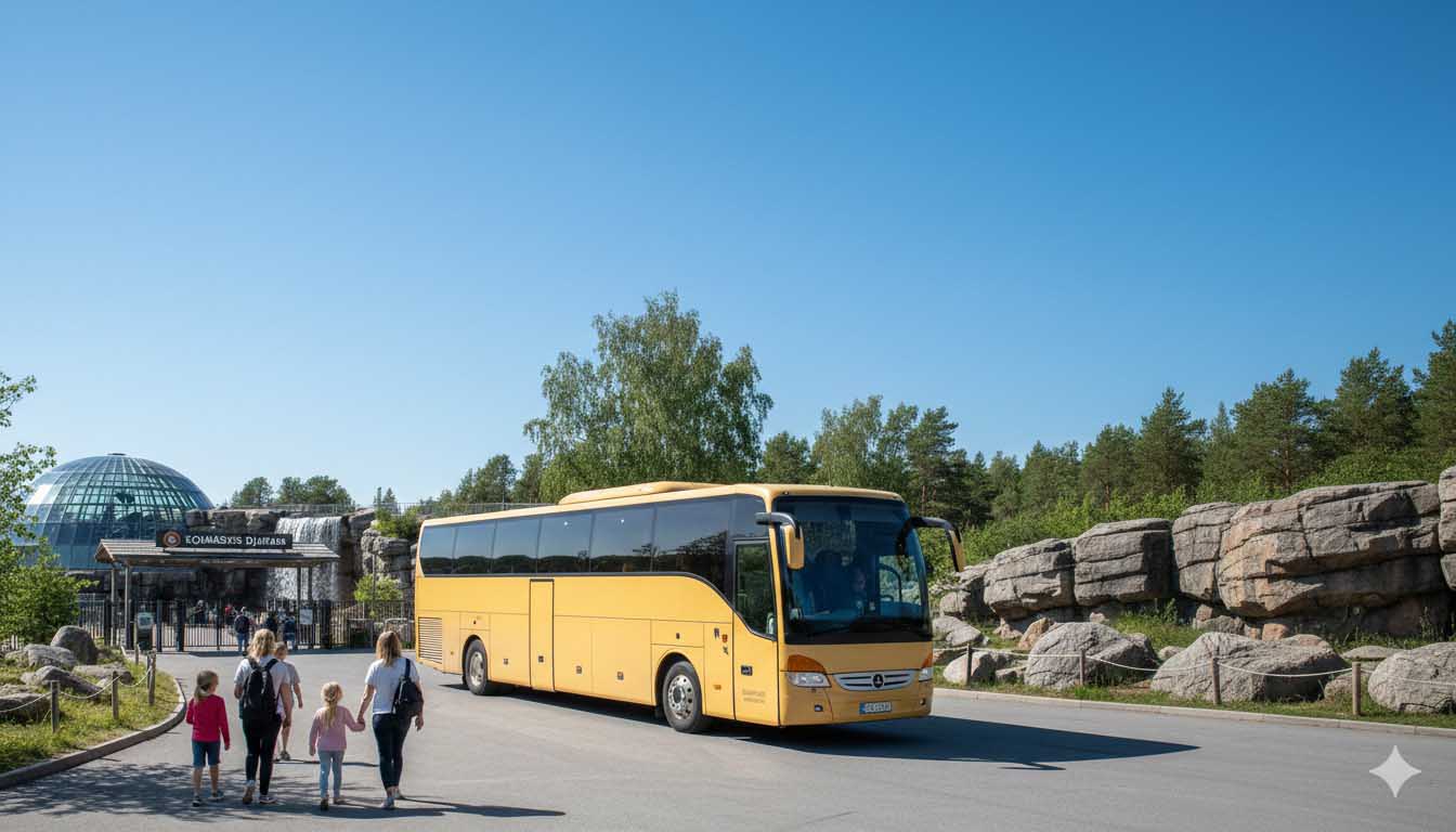 Buss utanför Kolmårdens Djurpark